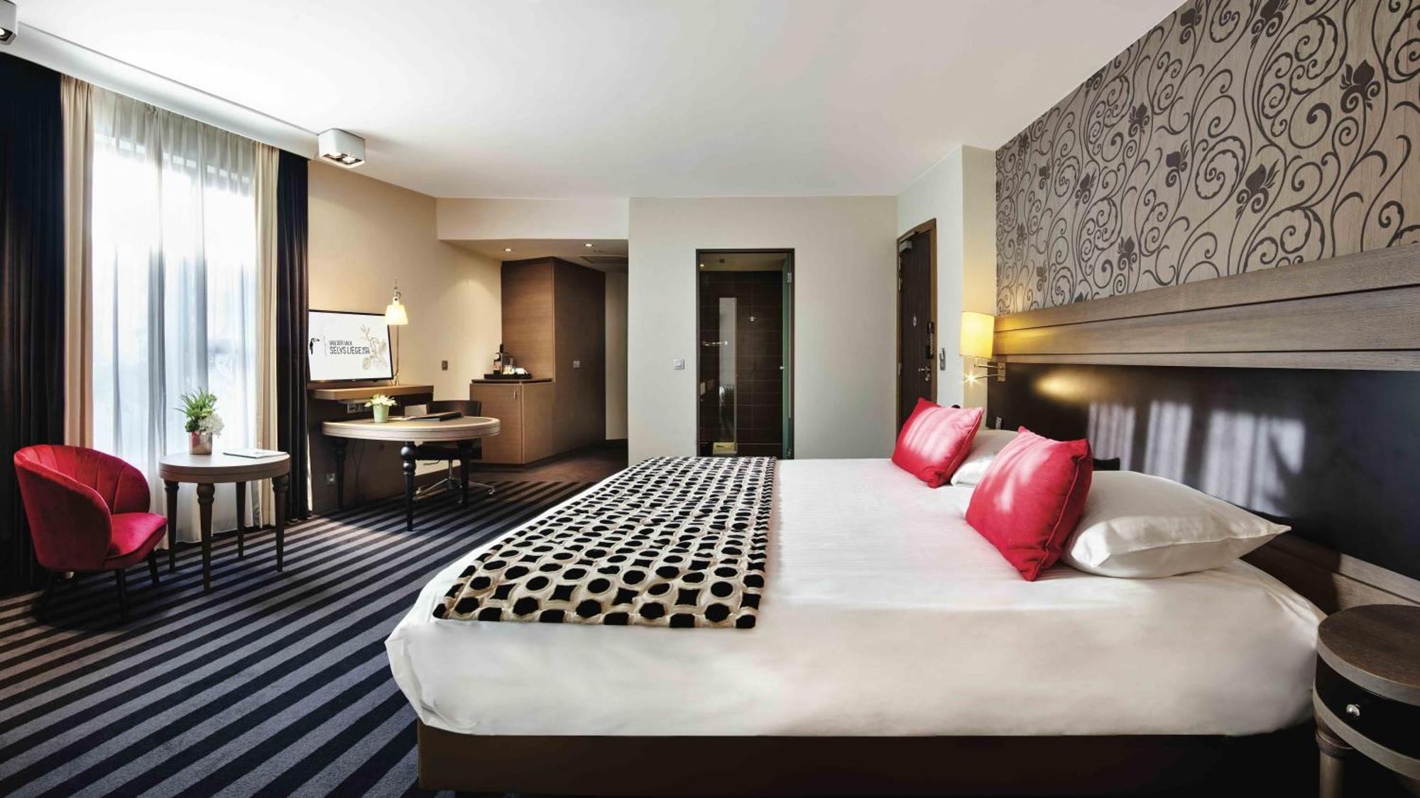 Hotel Der Valk Sélys & 4*